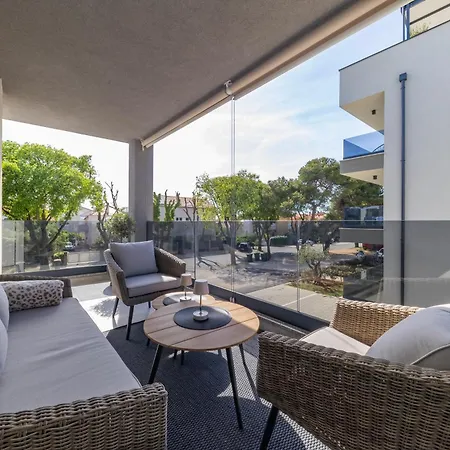 Pia By Belmont Realty 아파트 *